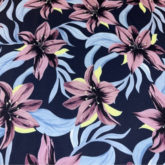 Bad Birdie Polo NWT - Picture 6 of 9